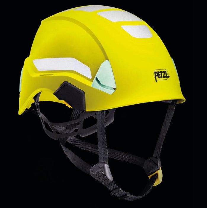 The PEtzl Strato helmet features a
fluorescent outer shell with
phosphorescent clips and
reflective bands, providing
optimal visibility of the worker,
day or night.