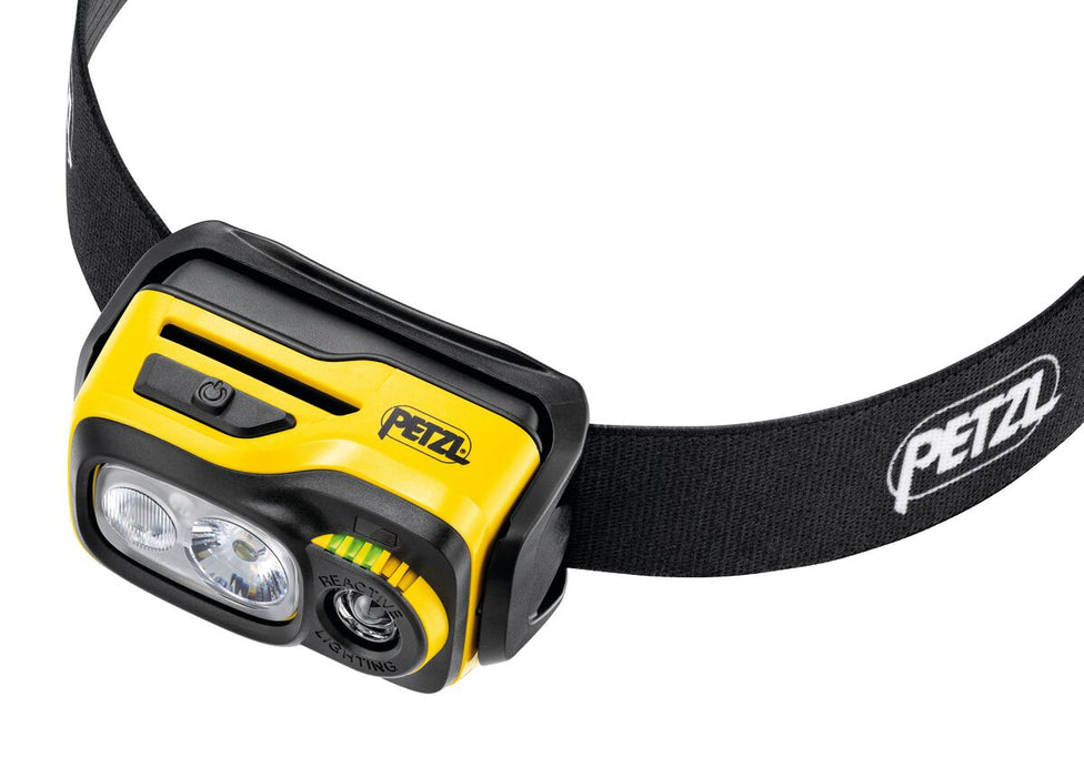 Petzl Swift RL head torch light five-level gauge allows precise monitoring of the
battery charge level